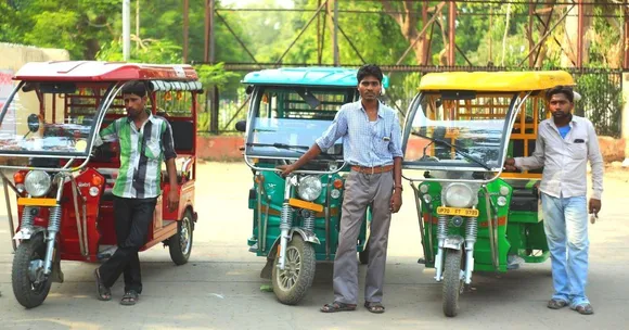 Moved By Their Plight, Varanasi Man Helps 1700 Rickshaw Pullers Buy E-Vehicles