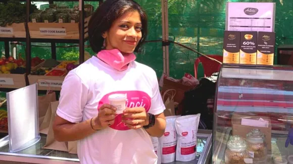Despite 80% Hearing Loss, Woman Quits Job To Make Sugar-Free, Keto-Friendly Desserts