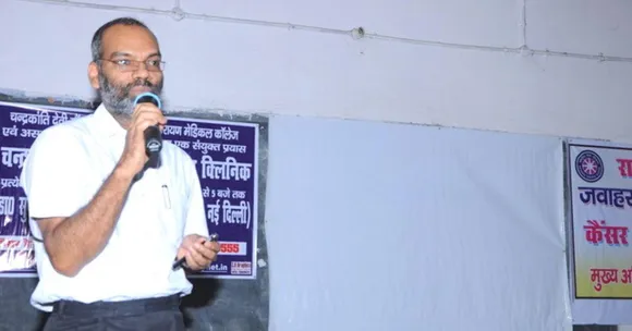 After Mom’s Cancer Scare, AIIMS Doc Treats 1000 Underprivileged Patients for Free