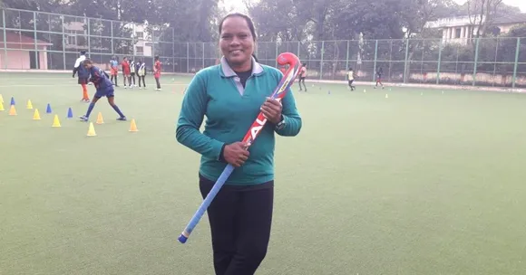 Played Barefoot With Sticks As A Kid, I’ve Now Coached 35+ National Hockey Champs