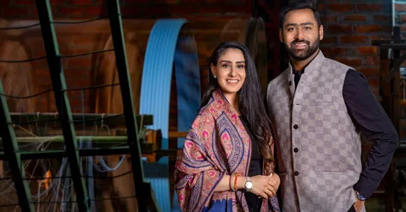 Entrepreneur Takes Indian Shawls To The World Via Facebook, Helps 1000 Weavers