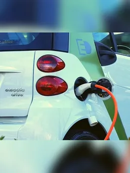 EV Charging Points by Indian Railways; Sustainable Cement by IITs: Top 5 Stories of The Day