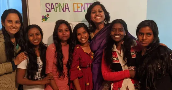 IIT Delhi Grad Turns ‘Dream Catcher’ for Rural Women; Helps Them Get Jobs