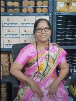 Mother-Son Duo’s Maharashtrian Snack Biz Bagged Rs 40 Lakh Funding on Shark Tank