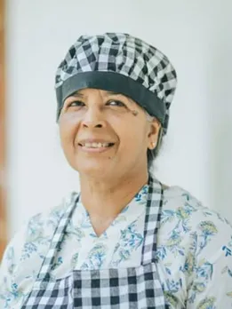 ‘Flavours of Childhood’: 65-YO Earns in Lakhs Selling Traditionally Cooked Pickles & Jams