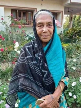 Blacklisted for Doing 'A Man's Job', 75-YO Grandma Now Runs Odisha's Favourite Catering Service