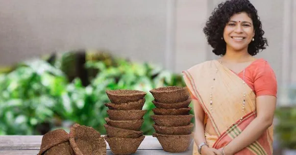 IAS Officer's Cow-Dung Diya Idea Is Helping Women in Rural UP Earn Extra This Diwali