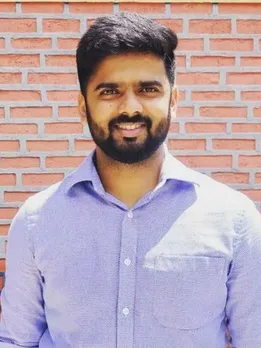 IAS Officer Shares 6 Tips To Crack UPSC CSE While Juggling a Full-Time Job