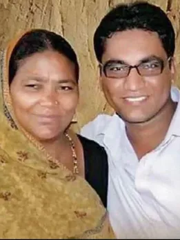 Raised by a Single Mom in a Hut, This IAS Officer Fought Poverty To Crack UPSC CSE