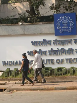 Last-Minute Strategies to Ace IIT JEE: Insider Tips from 5 Top Scorers