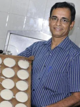 Serving Idlis With Love: How A Mother’s Secret Recipe Gave Chennai One of Its Favourite Shops