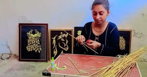 'I Fought Early Marriage For My Dreams': UP Girl Uses Unique Art to Help 20 Others Find Freedom