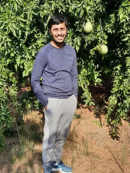 Organic Food Startup 'Earthy Tales' Has Helped 500+ Farmers Switch To Natural Farming; Earns Rs 4 Crore/Year