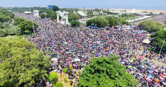 Air Show Tragedy: 10 Safety Tips for Handling Crowd Crushes and Stampedes