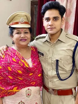 8 Things To Avoid In UPSC Personality Test: IAS & IPS Officers Share Useful Tips