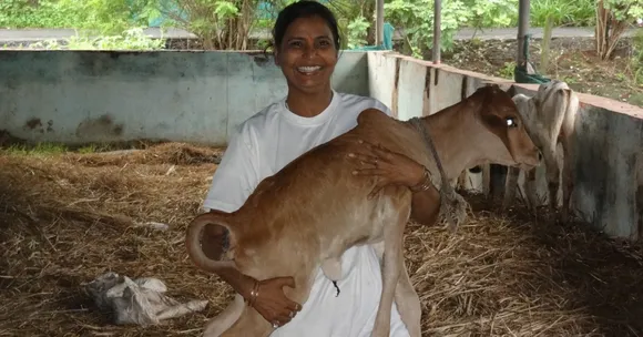 This Mother Turned Her Quest for Pure Milk Into a Dairy Business With Rs 1 Cr Annual Turnover