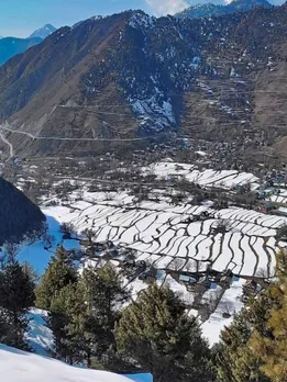 With Kashmir Blanketed in Snow, Here Are 10 Dreamy Winter Spots Beyond Gulmarg