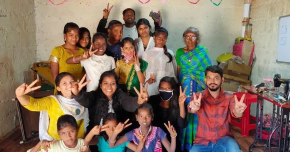 Two Engineers Are Using Art To Give Children in Bengaluru’s Slums a Future Beyond Survival