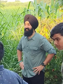 Engineer’s Multi-Crore Dairy Farm Saves Rs 2.5 Lakh/Month by Powering 70% Ops With Cow Dung