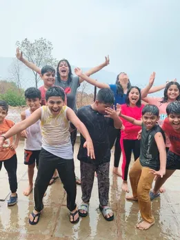 Meet the Woman Helping Parents & Kids Leave Screens Behind & Reconnect with Nature