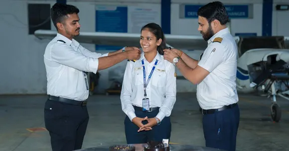 At 18, This Bijapur Teen Became India’s Youngest Commercial Pilot