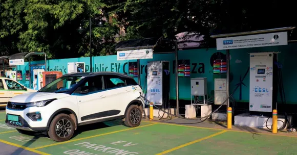 How Much Money Can You Save Monthly by Driving an Electric Car in India?