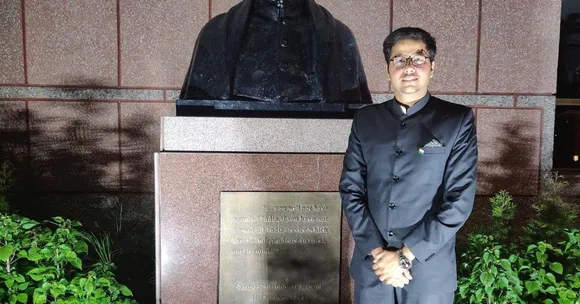 10 Game-Changing Tips From IAS Toppers To Ace the UPSC Essay Paper