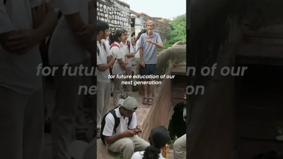 'Pagal Saab' Cleaning Stepwells