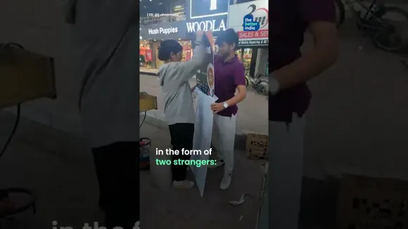 Momo Aunty’s Stall Gets Surprise Transformation!