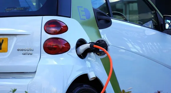 EV