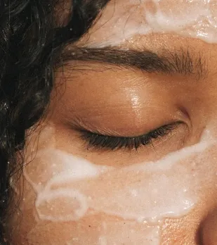 Non foaming cleansers are doing what most face washes don’t post image