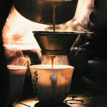 The charcha about chai: Does the beverage still hold up a mirror to Indian society? post image