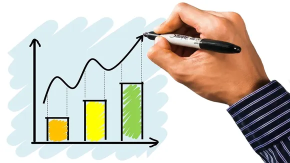 mutual fund investment, top mutual funds, top asset management companies, top amc, mutual funds top holdings, म्‍यूचुअल फंड, hdfc bank, ril, icici bank, hdfc amc, nippon india amc, sbi amc, uti amc