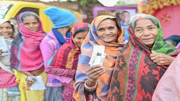 Jharkhand elections 2024, Jharkhand voter turnout, Hemant Soren elections, BJP vs JMM, Jharkhand assembly polls, Santhal Pargana voting, Phase 2 Jharkhand elections, voter turnout updates, झारखंड चुनाव 2024, झारखंड में मतदान, हेमंत सोरेन चुनाव, झारखंड विधानसभा चुनाव, बीजेपी बनाम झामुमो, संथाल परगना मतदान, झारखंड फेज 2 मतदान, मतदान प्रतिशत, BJP, JMM, Congress, बीजेपी, कांग्रेस, झामुमो, झारखंड मुक्ति मोर्चा