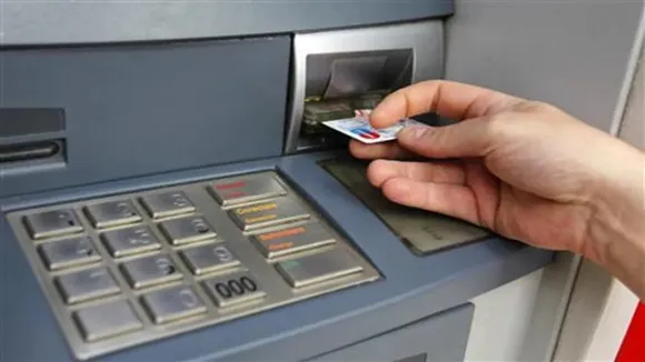 Rs 500 note news, Rs 500 ATM ban, ATM cash changes 2025, RBI new ATM rule, Rs 100 Rs 200 notes ATM, Indian currency update, Rs 500 not banned, Finance Ministry clarification, 500 रुपये के नोट पर रोक, क्या बंद होंगे 500 के नोट, एटीएम से 500 के नोट हटेंगे