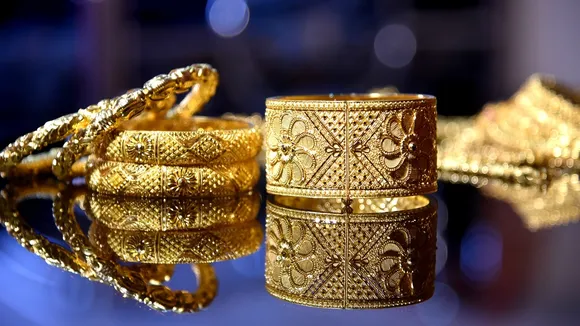 Muthoot Finance, Muthoot Finance Stock Price, Buy or Sell Muthoot Finance, gold finance stock
