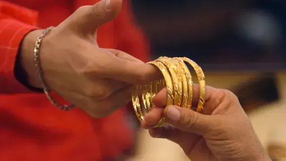 Gold Reuters photo