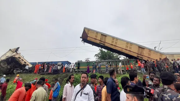 Kanchanjunga Express, Kanchanjungha Express accident, railway signal defect, railway accident, loco pilot, goods train collision, कंचनजंगा, कंचनजंघा, कंचनजंगा एक्सप्रेस हादसा, कंचनजंघा एक्सप्रेस हादसा, रेलवे सिग्नल खराबी, रेलवे दुर्घटना, लोको पायलट, मालगाड़ी टक्कर