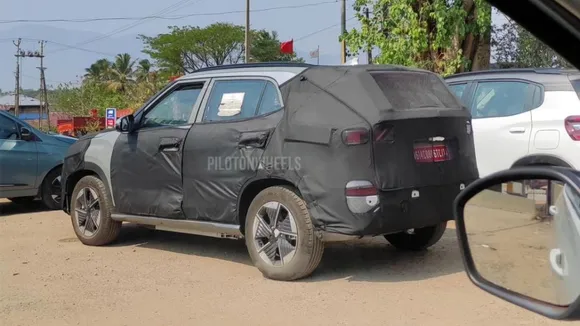 Hyundai-Creta-EV-spied