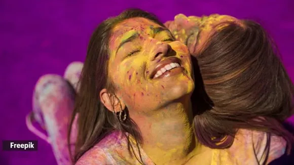 holi_1600_freik