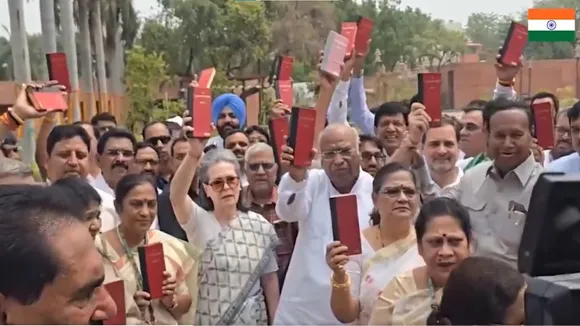 Parliament Session 2024, sequence of events in Lok Sabha, Lower House, 18th Lok Sabha, Lok Sabha Speaker Election, Opposition Issues, PM Modi, Protem Speaker,  pro-tem Speaker, Modi Govt, संसद सत्र 2024, लोकसभा में घटनाक्रम, निचला सदन, 18वीं लोकसभा, लोकसभा अध्यक्ष चुनाव, लोकसभा स्पीकर चुनाव, विपक्ष के मुद्दे, पीएम मोदी, प्रोटेम स्पीकर, प्रो-टेम स्पीकर, मोदी सरकार