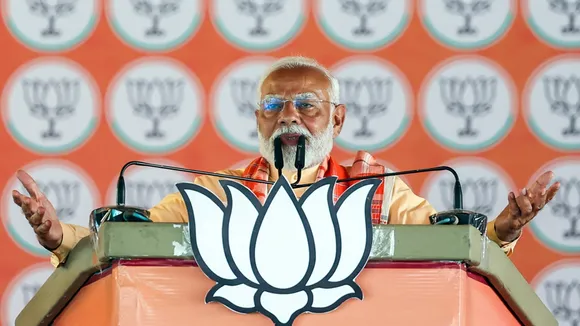 PM Modi in UP, Election 2024, PM Modi, Congress, SP, India Alliance, UP, Election Rally, houses, bank accounts, electricity, water, चुनाव 2024, पीएम मोदी, कांग्रेस, सपा, भारत गठबंधन, यूपी, चुनावी रैली, घर, बैंक खाते, बिजली, पानी, Akhilesh Yadav, Rahul Gandhi