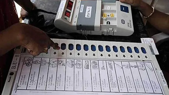 Gujarat polls, Billionaires, leaders, Gujarat elections, BJP, Congress.