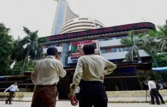 Share Market Closing Bells: सेंसेक्स 477 प्वाइंट चढ़ कर 57,897 पर बंद; निफ्टी 17200 के पार, रिलायंस, इन्फोसिस में बढ़त.