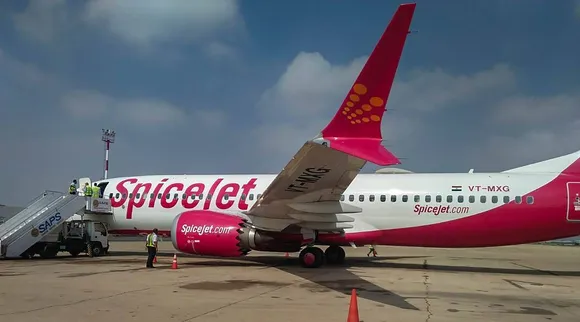 SpiceJet को बड़ा झटका; IDFC, Indian Bank और Yes Bank ने एयरलाइन को दिया लोन High Risk कैटेगरी में डाला