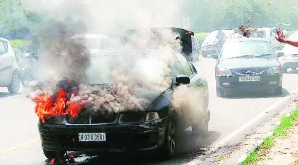 know here about How to make your car and bike fire-proof with motor insurance