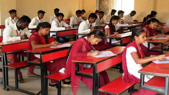 UP Board Exams 2023: यूपी बोर्ड ने 10वीं और 12वीं का एडमिट कार्ड किया जारी, 16 फरवरी से होगी परीक्षा