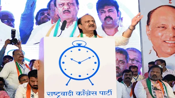 Pawar vs Pawar, NCP, Sharad Pawar, Ajit Pawar, पवार बनाम पवार की लड़ाई, एनसीपी, शरद पवार, अजित पवार, जितेंद्र आव्हाड, प्रफुल्ल पटेल, Maharashtra Political Battle, Maharashtra, Political Drama, Sharad Pawar, Ajit Pawar, NCP, BJP, Congress, महाराष्ट्र, राजनीतिक ड्रामा, शरद पवार, अजित पवार, एनसीपी, बीजेपी, कांग्रेस, विधानसभा, कराड, Karad, जयंत पाटिल, सुनील तटकरे, प्रफुल्ल पटेल, जितेंद्र आव्हाड, Jayant Patil, Sunil Tatkare, Jitendra Awhad, सुप्रिया सुले, Supriya Sule