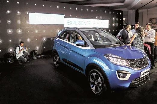 TATA Motors की कारें अगले हफ्ते से होंगी महंगी, कंपनी ने कच्चे माल में तेजी को बताया दाम बढ़ाने की वजह