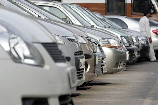 GST hike on used cars, used car GST rate 18%, GST on used car margin value, used car GST rules India, GST for used car dealers, olx, olx used cars, olx offline, olx cars, olx latest news in hindi, business news in hindi